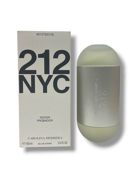 Carolina Herrera 212 NYC Eau de Toilette for Women (100ml / 3.4fl.oz)