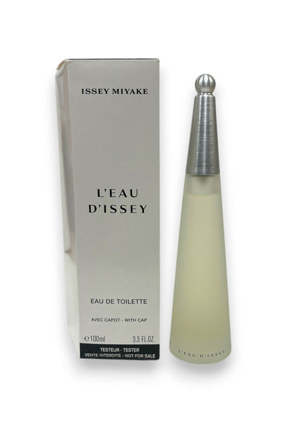 Issey Miyake L'Eau D'Issey Eau de Toilette (100ml / 3.3fl.oz)